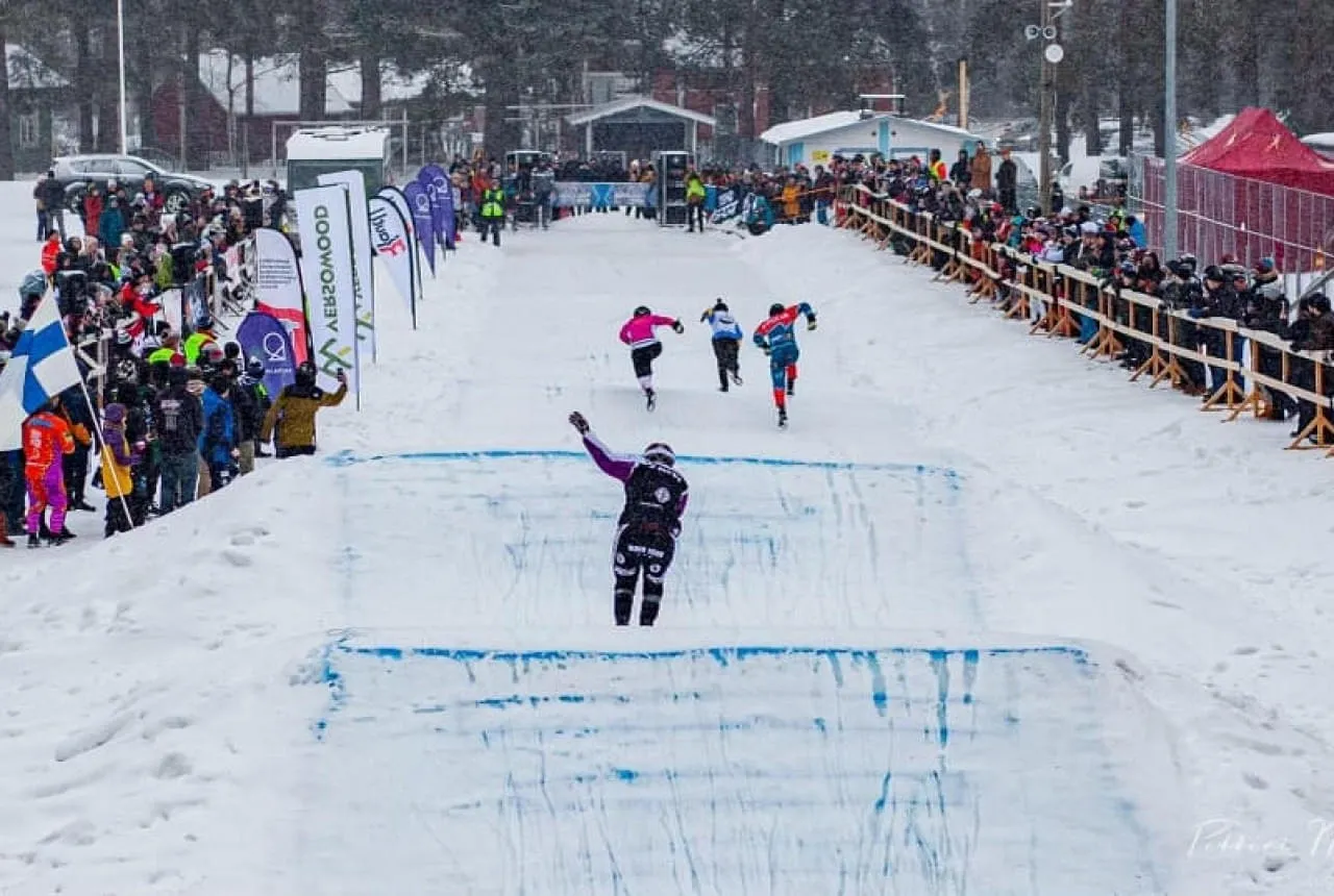Veteran-athletes-prevail-amid-snowy-conditions Veteran-athletes-prevail-amid-snowy-conditions