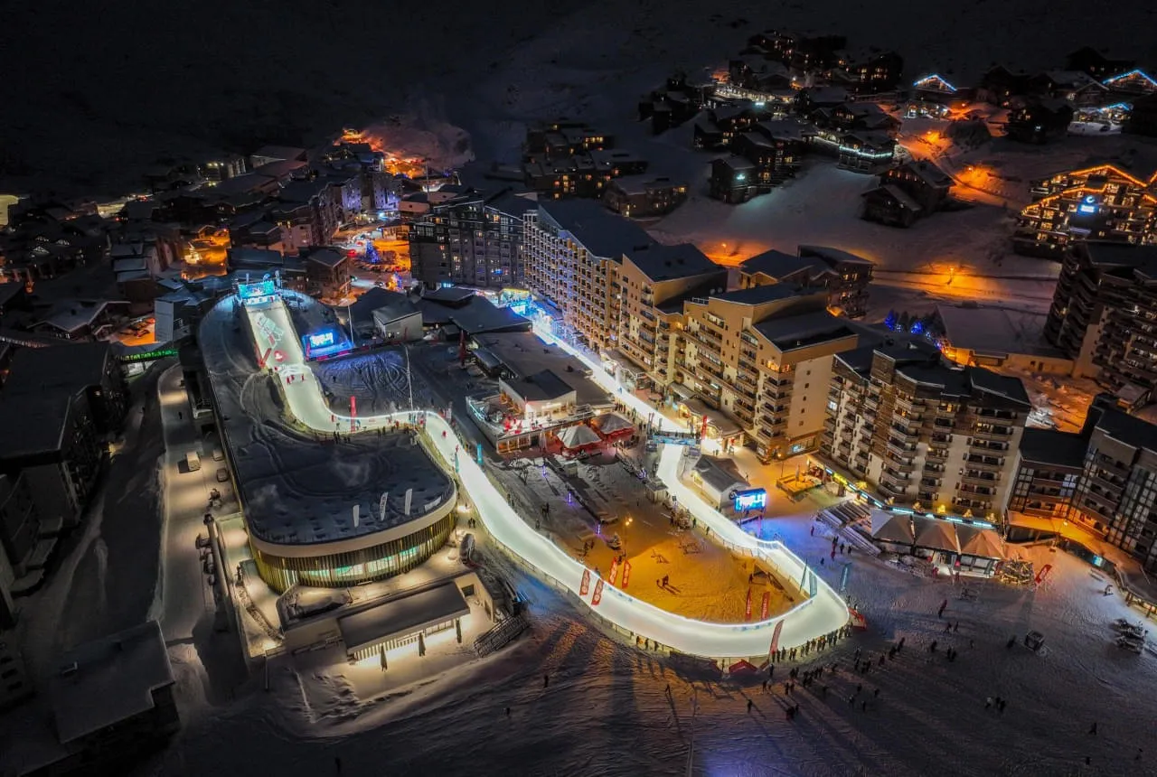 World-champions-storm-to-victory-in-Ice-Cross