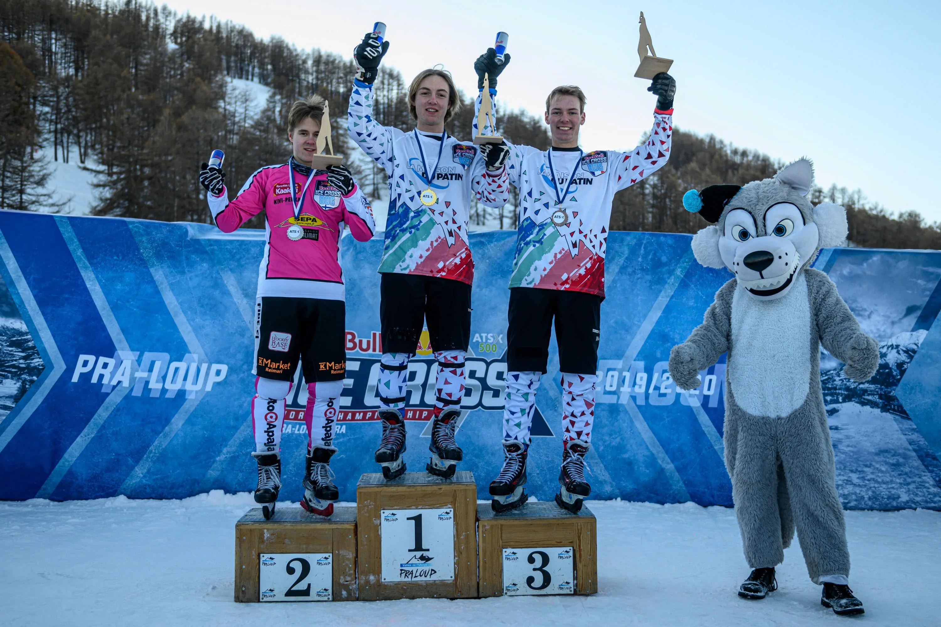 Brothers Arthur (middle) and Theo Richalet-Chaudeur (right) stood on the podium in Pra-Loup earlier this season. Image: Joerg Mitter / Red Bull Content Pool Brothers Arthur (middle) and Theo Richalet-Chaudeur (right) stood on the podium in Pra-Loup earlier this season. Image: Joerg Mitter / Red Bull Content Pool